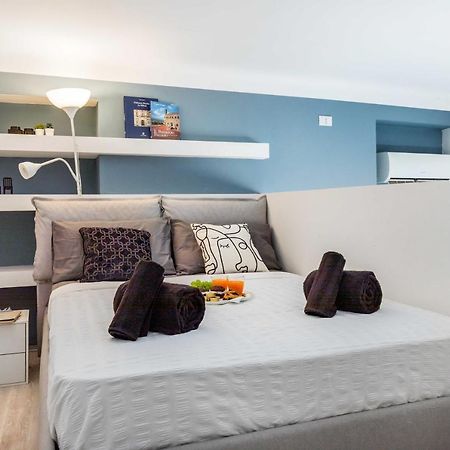 Duomo In 8 Stops Suite Deluxe Loft Milano Eksteriør bilde