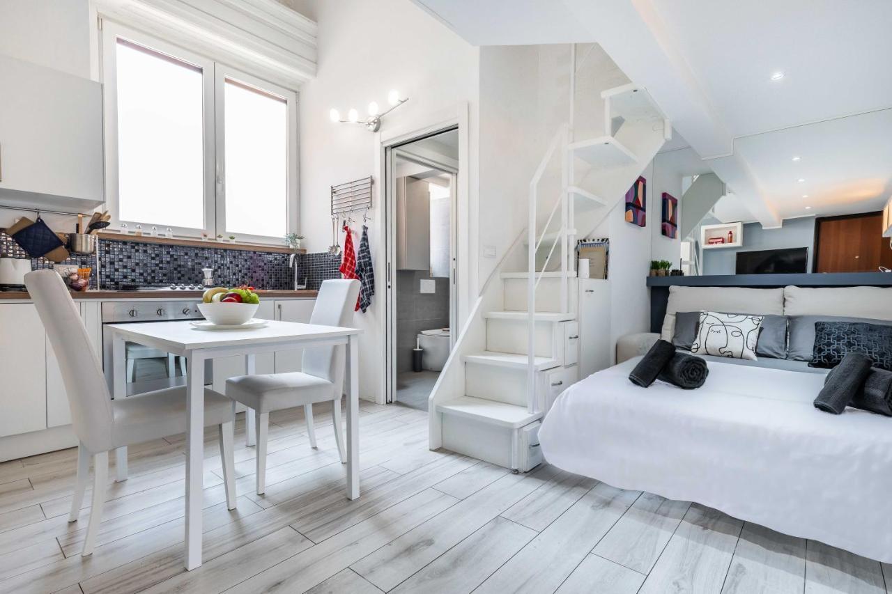 Duomo In 8 Stops Suite Deluxe Loft Milano Eksteriør bilde