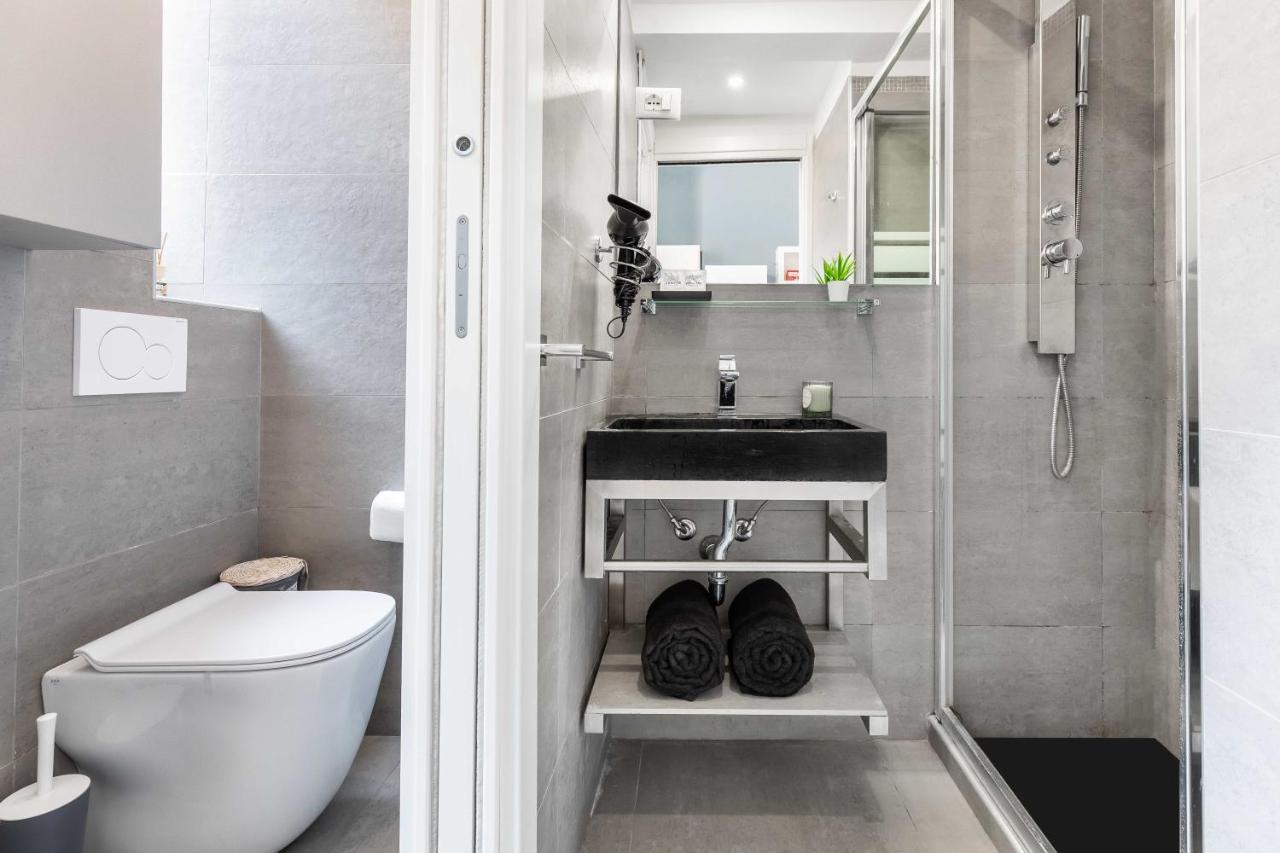 Duomo In 8 Stops Suite Deluxe Loft Milano Eksteriør bilde