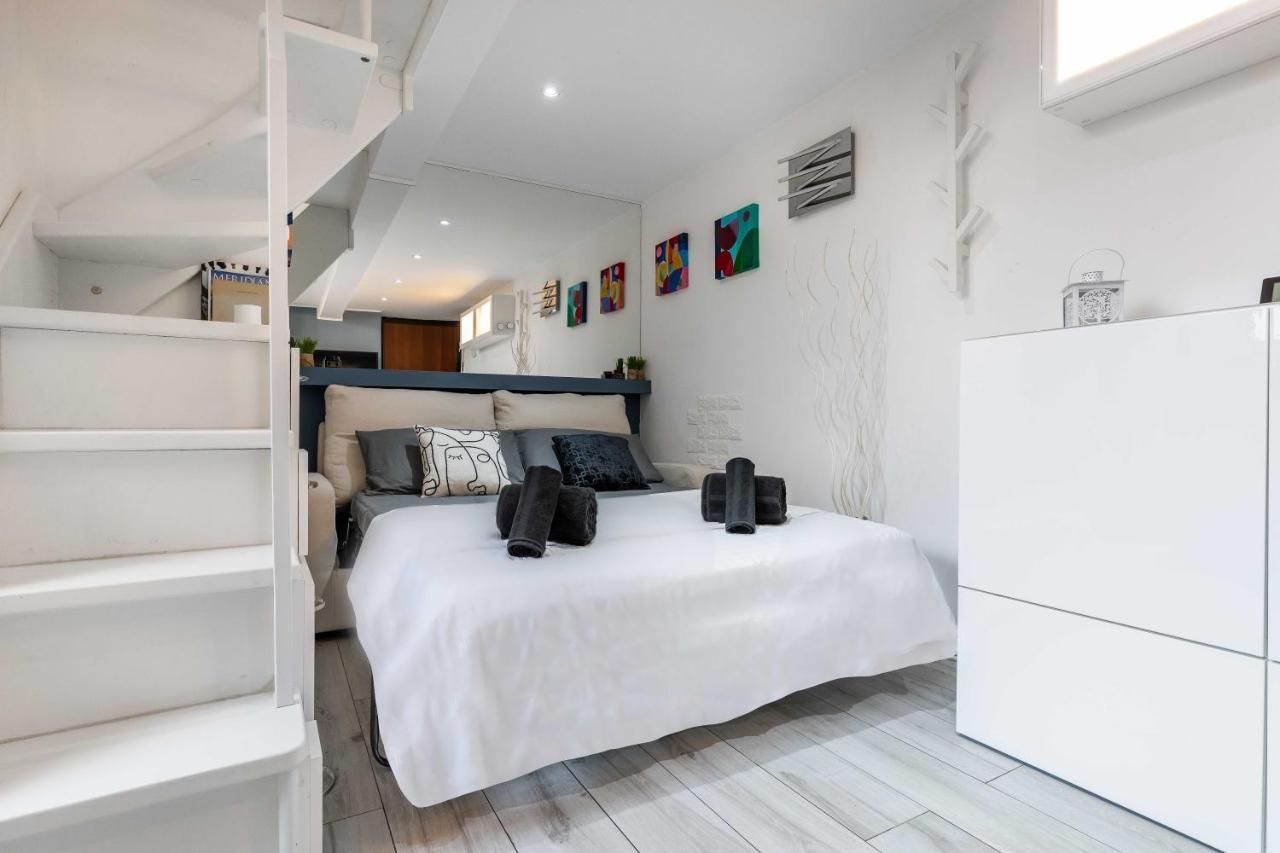 Duomo In 8 Stops Suite Deluxe Loft Milano Eksteriør bilde