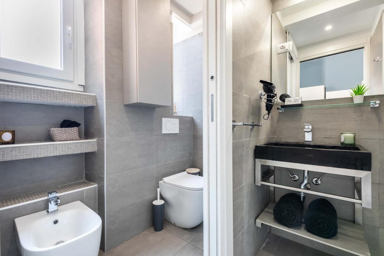 Duomo In 8 Stops Suite Deluxe Loft Milano Eksteriør bilde